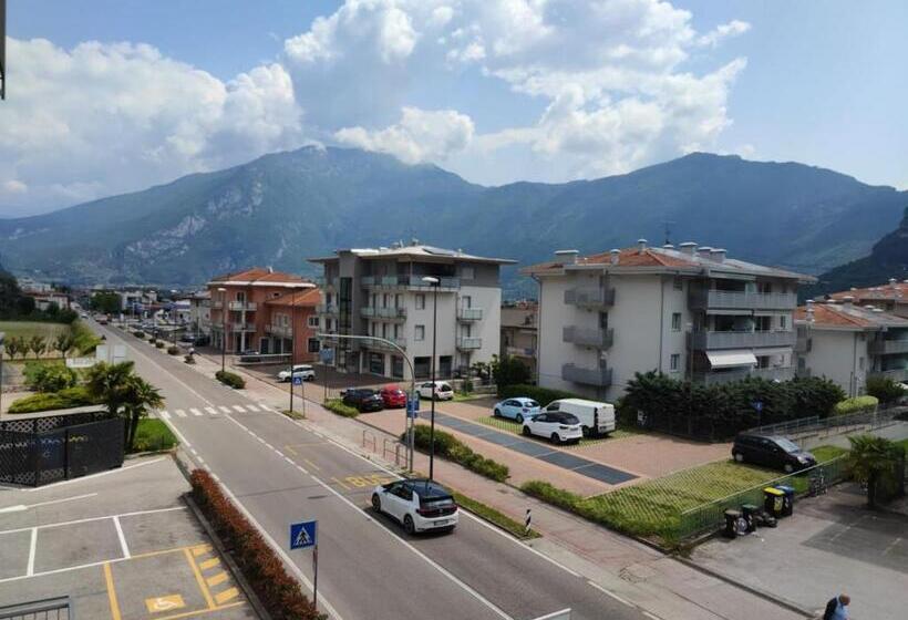 Четырехместный Номер Стандарт с Балконом, Rudy