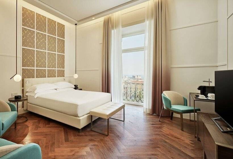 اتاق لوکس با چشمانداز دریا, De Bonart Naples Curio Collection By Hilton