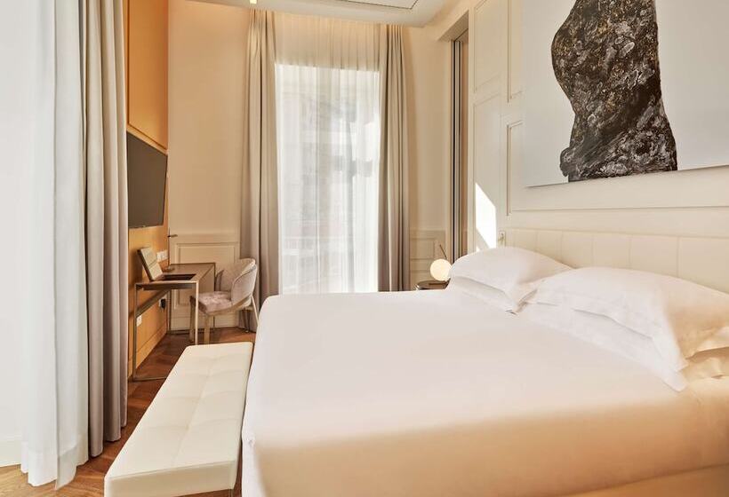 سوییت, De Bonart Naples Curio Collection By Hilton