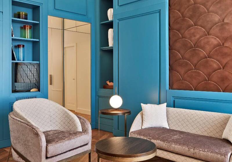 اتاق لوکس با چشمانداز دریا, De Bonart Naples Curio Collection By Hilton