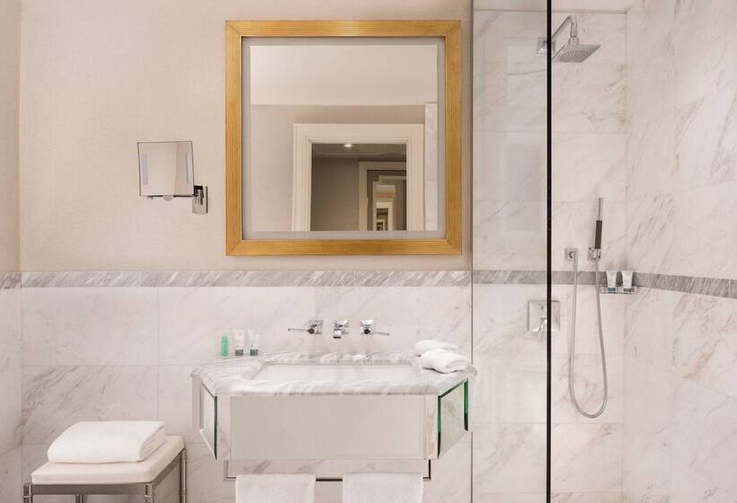 اتاق کلاسیک با تخت دوبل, The Westin Palace, Milan