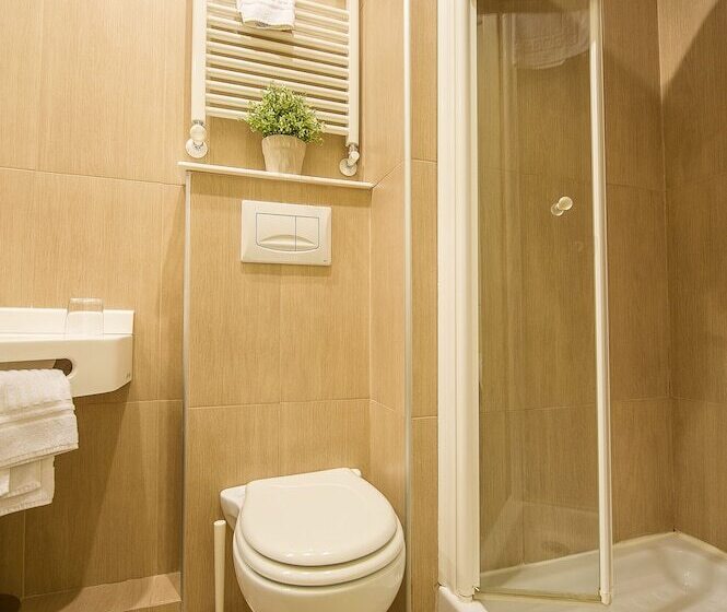 Chambre Standard, Torino