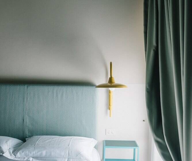 Chambre Confort, Torino