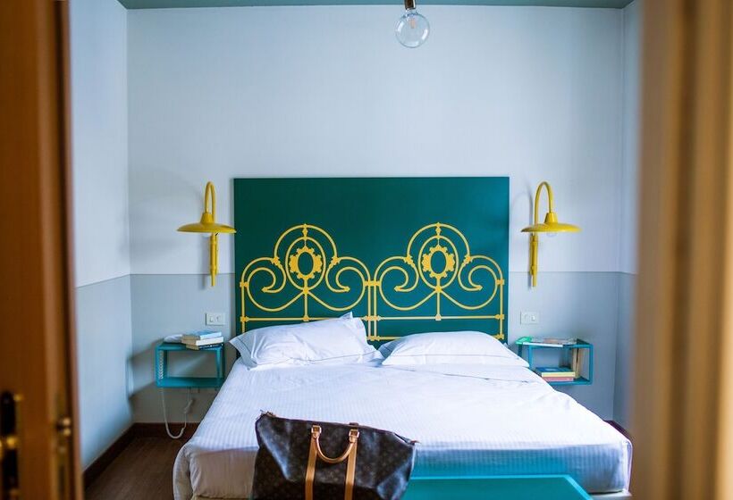 Chambre Confort, Torino