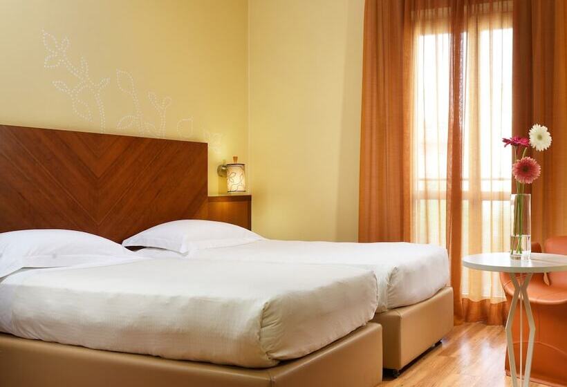 Quarto Superior, Unahotels Mediterraneo Milano