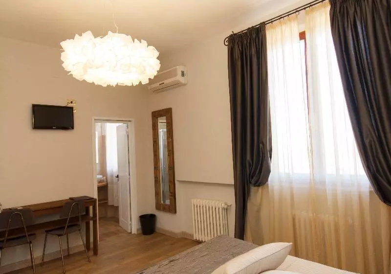 スーペリアトリプルルーム, Agrihotel Villa Ambra