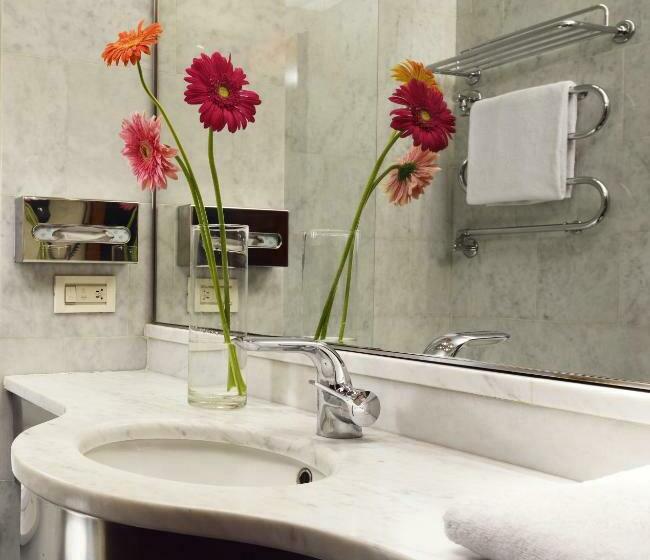 Quarto standart individual, Unahotels Mediterraneo Milano