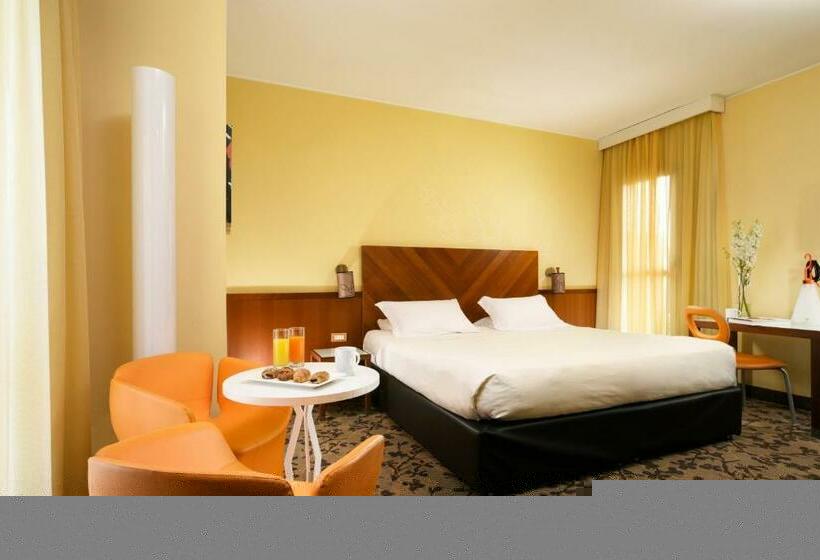Quarto Superior com Vistas, Unahotels Mediterraneo Milano