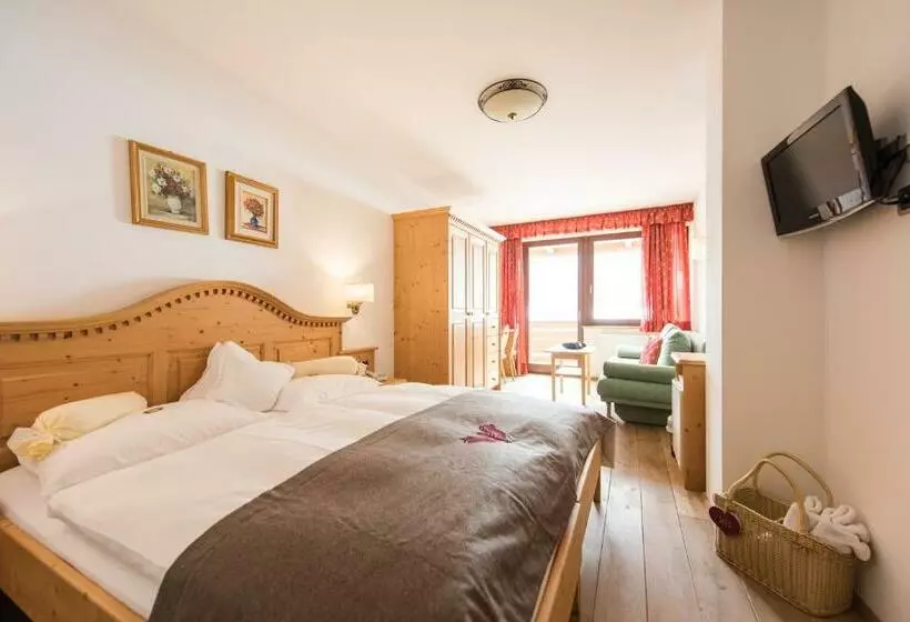 Standard-huone Parveke, Alpenwellnesshotel St. Veit