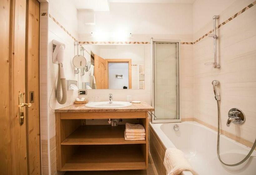 스탠다드 발코니 룸, Alpenwellnesshotel St. Veit