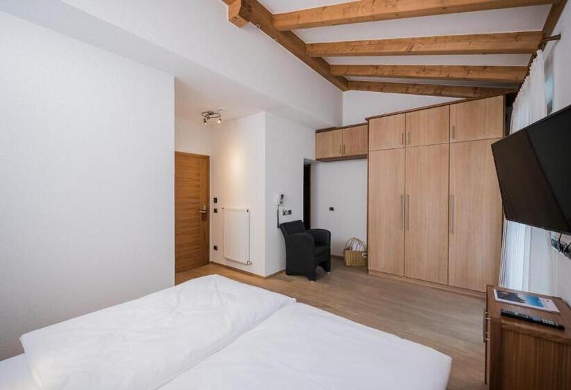 기본룸, Alpenwellnesshotel St. Veit