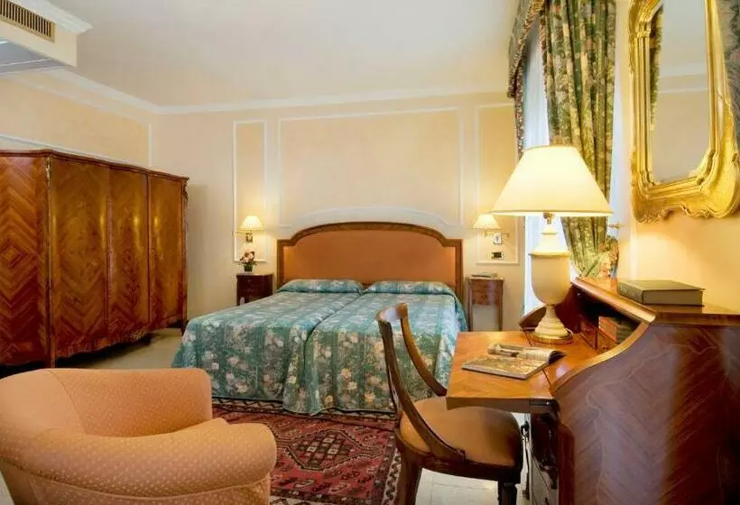 スタンダードルーム, Grand Hotel Bristol
