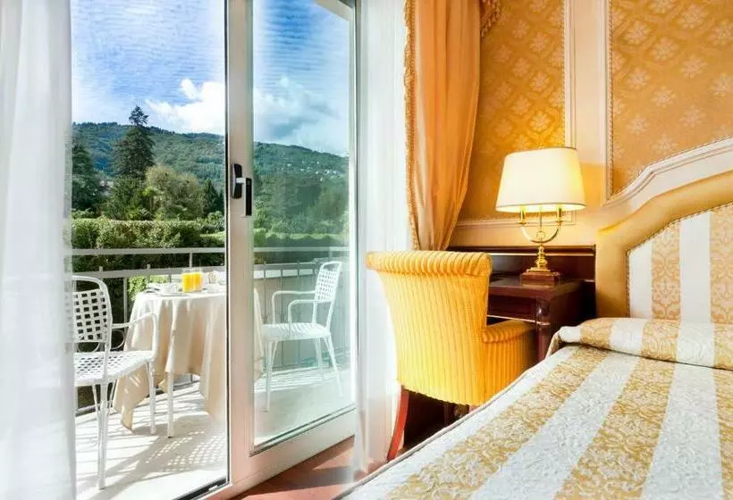 Deluxe-huone, Grand Hotel Bristol