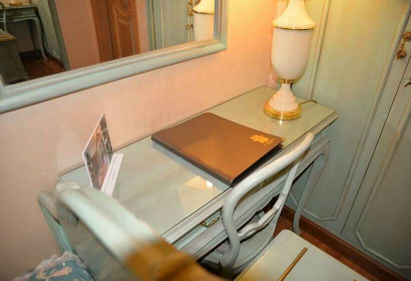 스탠다드 싱글 룸, Grand Hotel Bristol