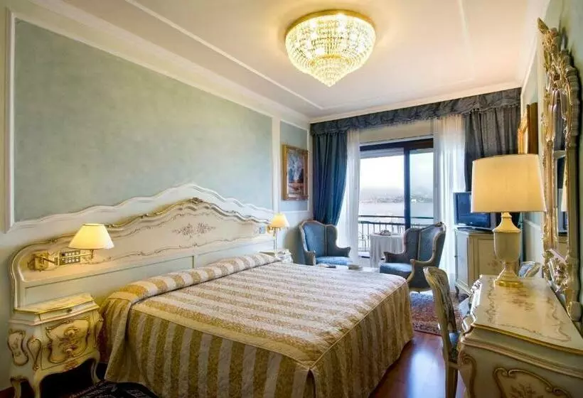 湖の見えるジュニアスイート, Grand Hotel Bristol