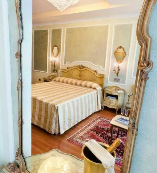 湖の見えるジュニアスイート, Grand Hotel Bristol