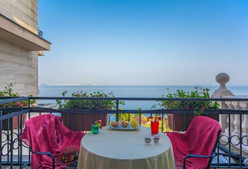 주니어 스위트 호수 전망, Grand Hotel Bristol