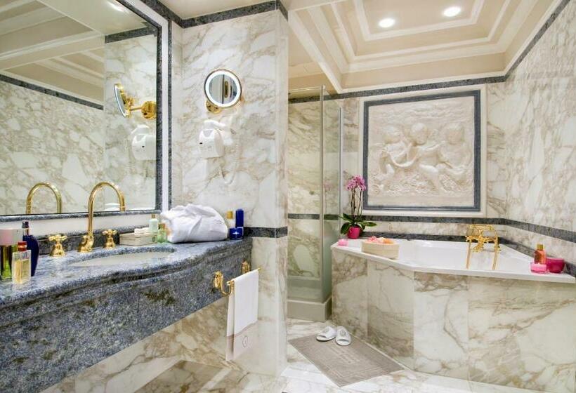 시니어 스위트, Grand Hotel Bristol