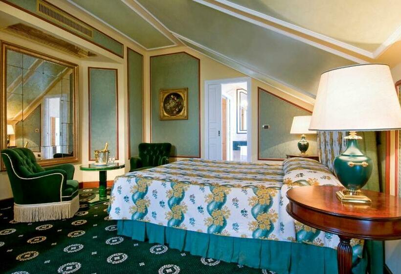 Люкс Сеньор, Grand Hotel Bristol