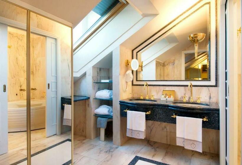 시니어 스위트, Grand Hotel Bristol