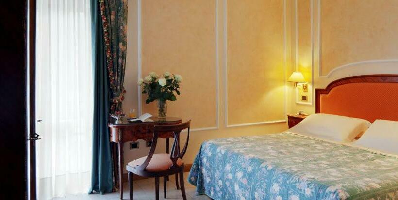 이코노미 룸, Grand Hotel Bristol