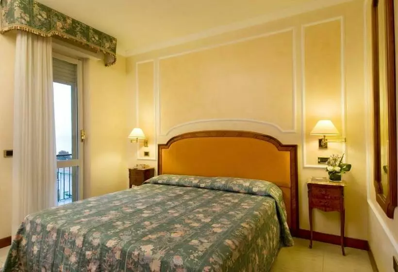 エコノミールーム, Grand Hotel Bristol