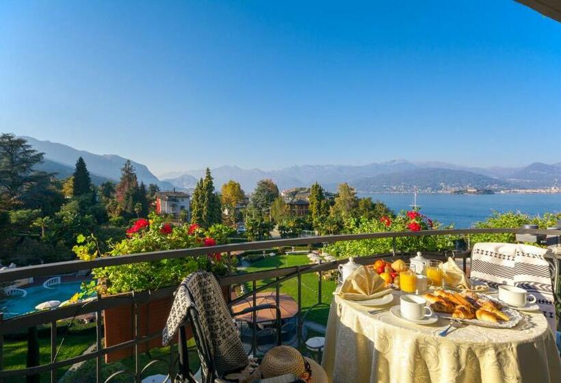 디럭스 룸 호수 전망, Grand Hotel Bristol