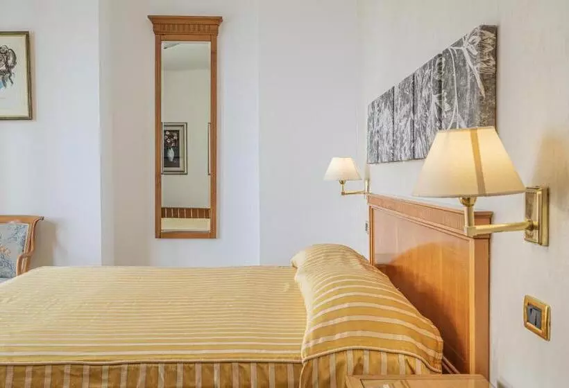 Superior Room with Terrace, Grand Hotel Moon Valley