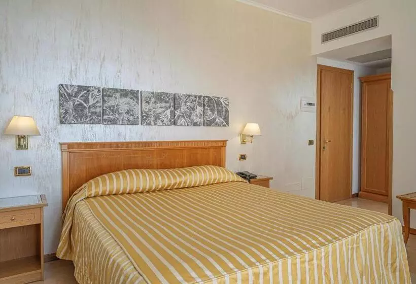 Superior Room with Terrace, Grand Hotel Moon Valley