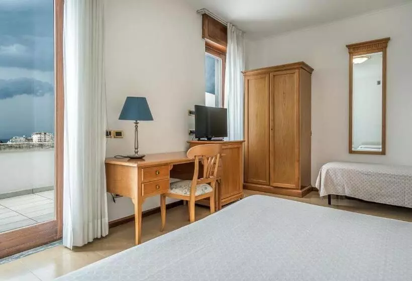 Superior Room with Terrace, Grand Hotel Moon Valley