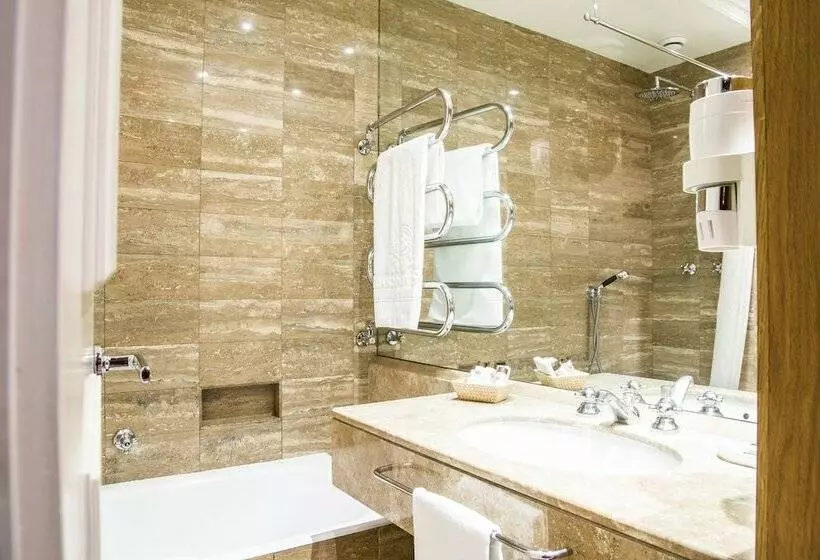اتاق سوپریور یک تخته, Grand Hotel Sitea