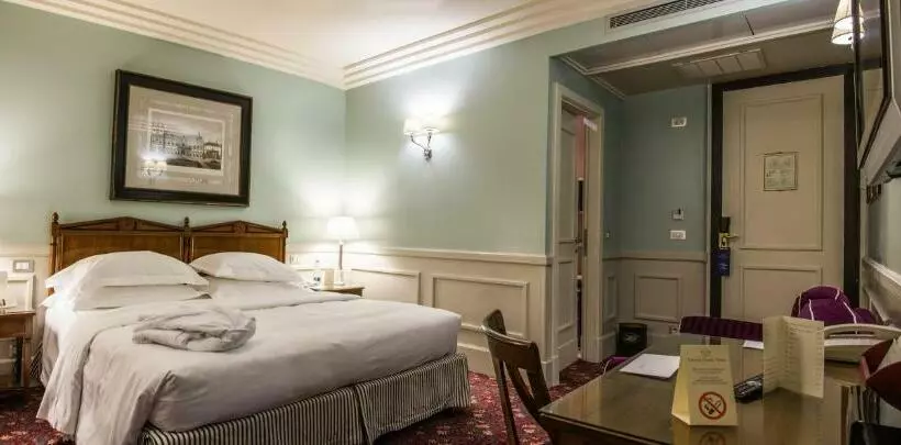اتاق لوکس, Grand Hotel Sitea