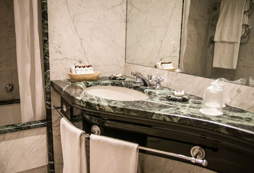 اتاق لوکس, Grand Hotel Sitea