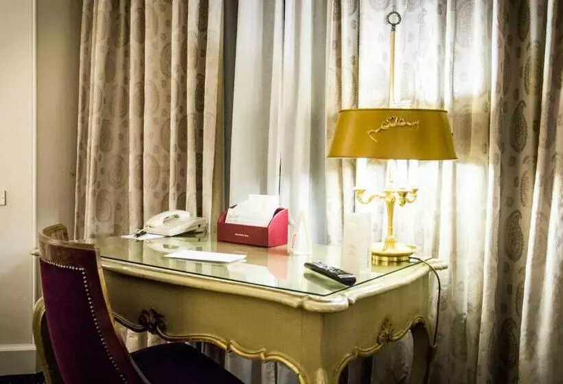 سوییت جونیور, Grand Hotel Sitea