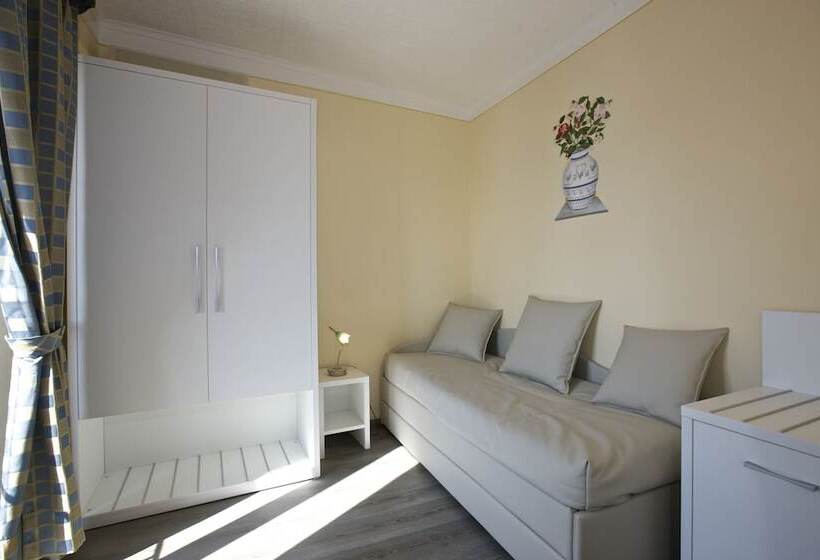 Standart Tek Kişilik Oda, Albergo Pesce D Oro