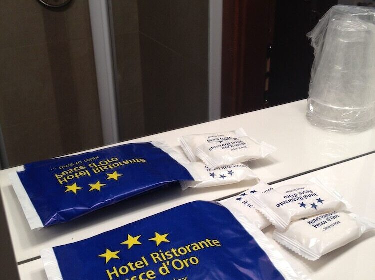 Dört Kişilik Standart Oda, Albergo Pesce D Oro