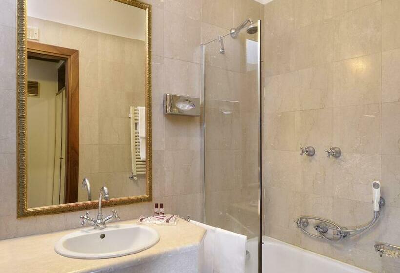 اتاق کلاسیک, Amadeus