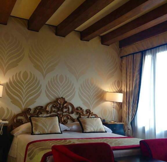 اتاق سوپریور, Amadeus