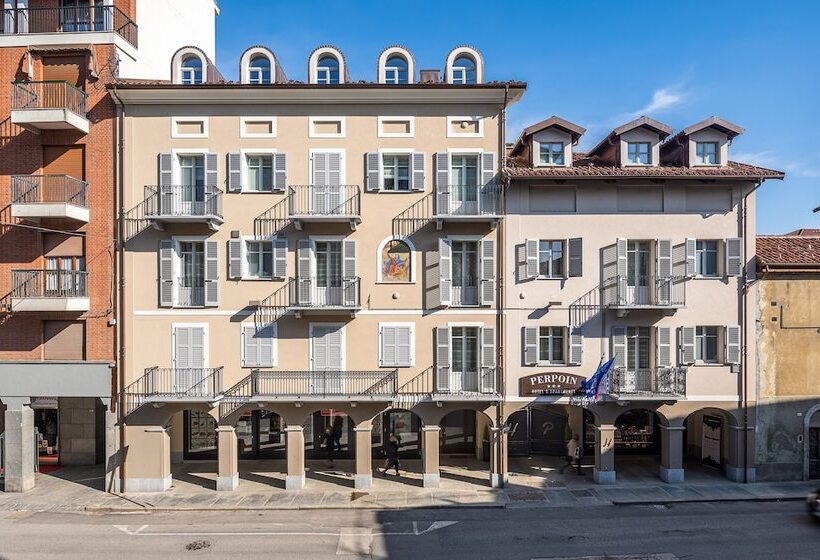 Номер Deluxe, & Apartments  Perpoin