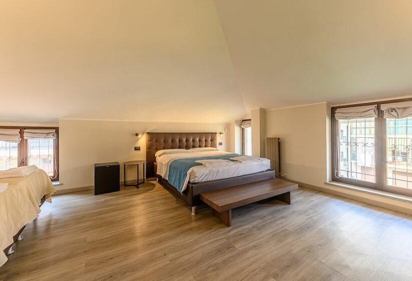 Номер Deluxe, & Apartments  Perpoin