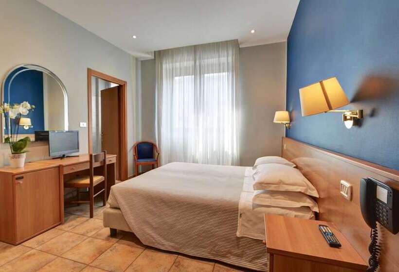 اتاق استاندارد, Astor