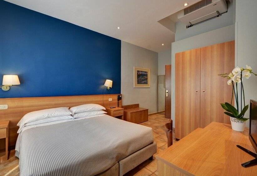 اتاق استاندارد, Astor