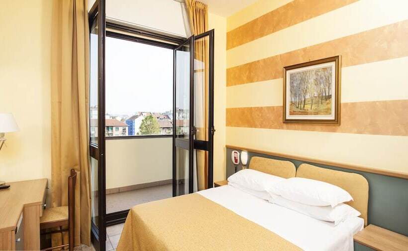 اتاق استاندارد, Astor