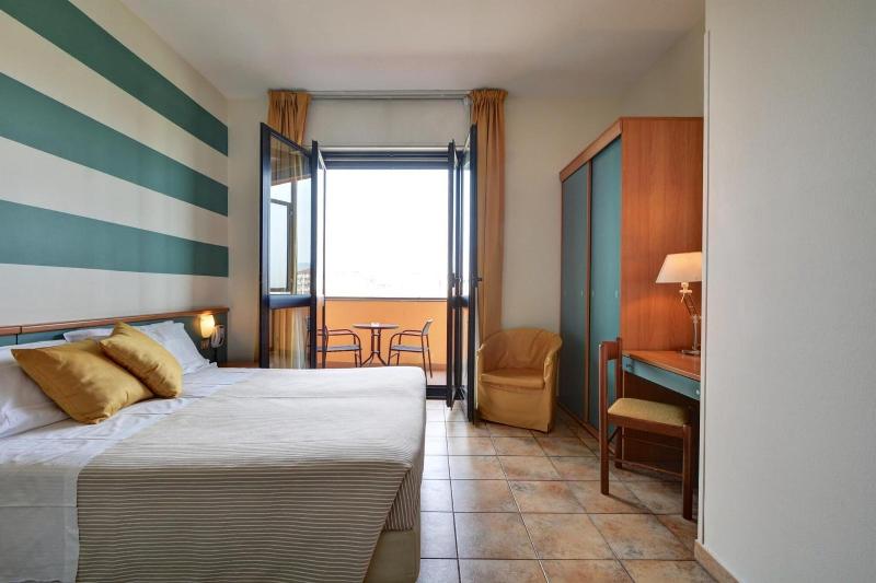 اتاق استاندارد, Astor