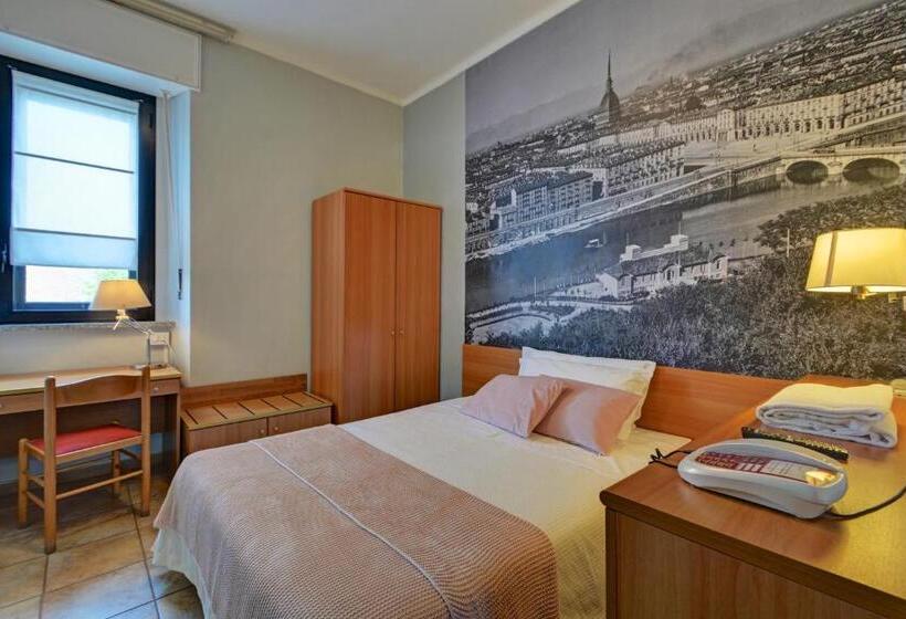 اتاق اکونومی, Astor