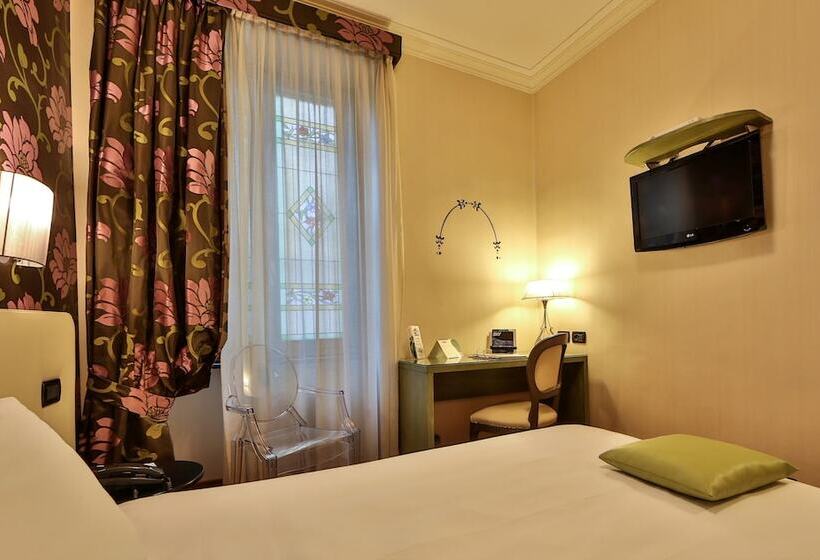 غرفة كلاسيكية ثلاثية, Best Western Plus Hotel Genova