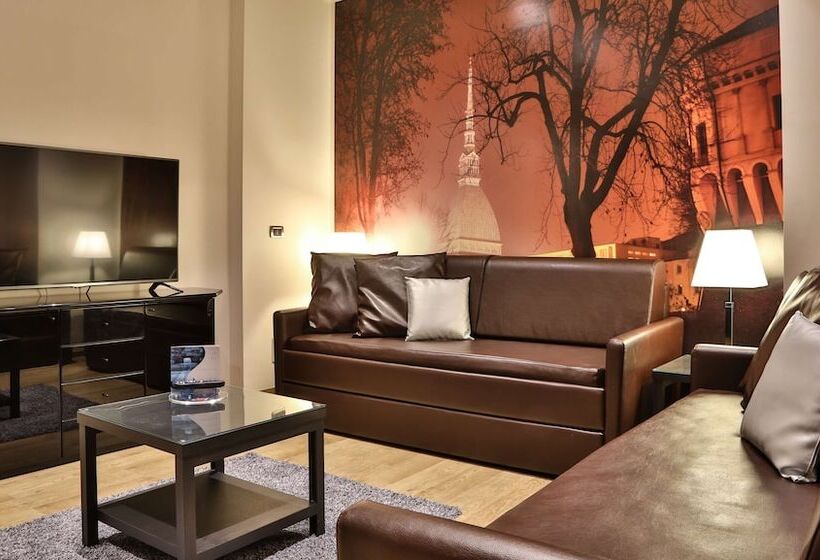 جناح جونيور, Best Western Plus Hotel Genova