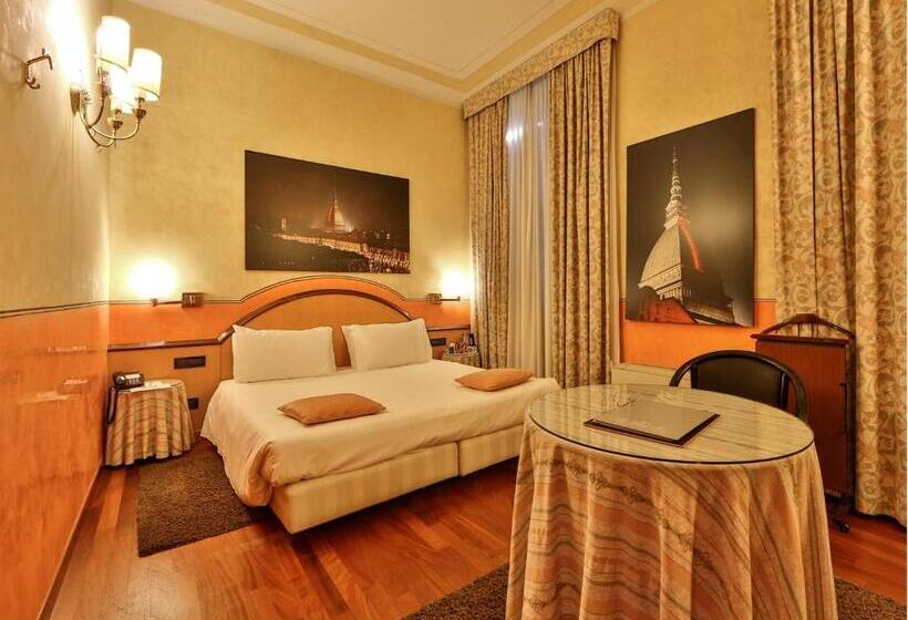غرفة كلاسيكية ثلاثية, Best Western Plus Hotel Genova