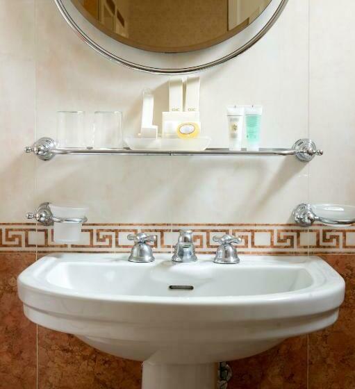 Superior Room, Carlton on The Grand Canal