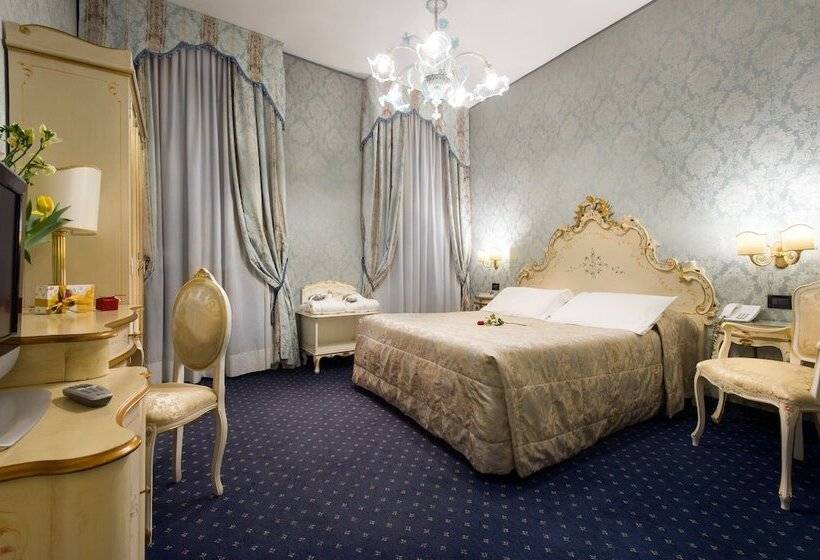 Superior Room with Views, Carlton on The Grand Canal